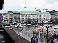 042  An der Binnenalster. : Eisenbahn, Hamburg, Speicherstadt, Wunderland, jpg