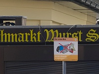 047  Und dann haben wir den "Naschmarkt" erreicht.