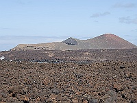 046-Los Hervideros  Noch vor 200 Jahren spuckte der Vulkan Lava.