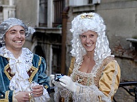 007  Karneval in Venedig: Barockkostüme.